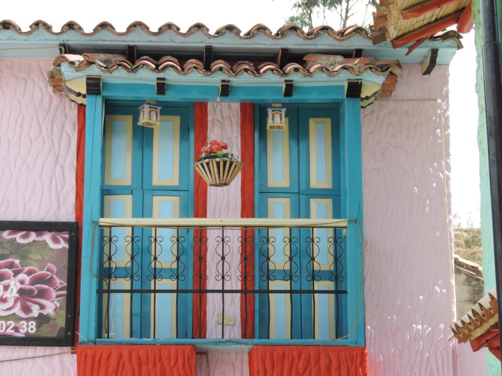 Hotel Los Geranios Duitama Szoba fotó