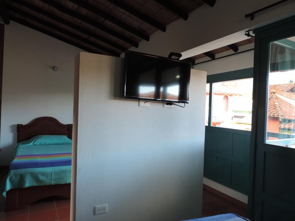 Hotel Los Geranios Duitama Szoba fotó