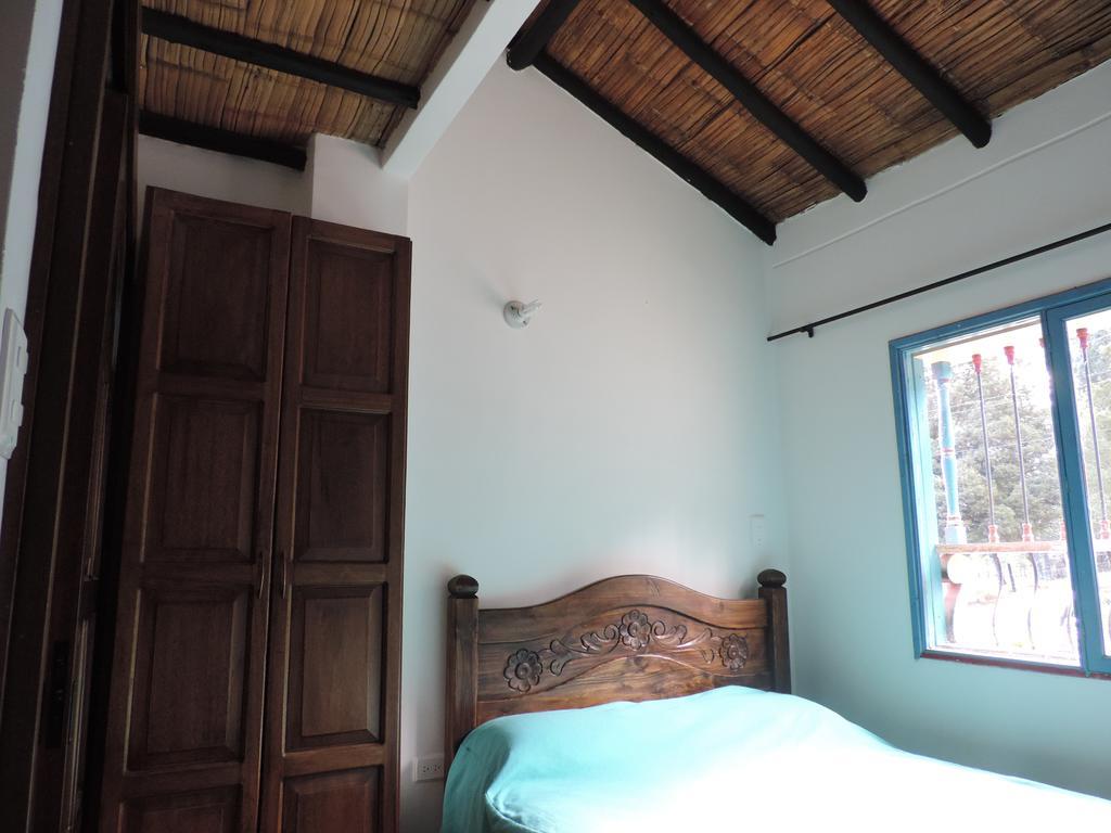 Hotel Los Geranios Duitama Szoba fotó