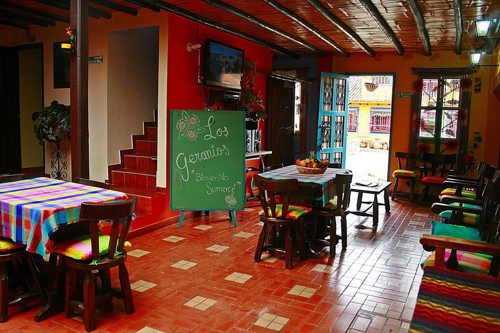 Hotel Los Geranios Duitama Kültér fotó