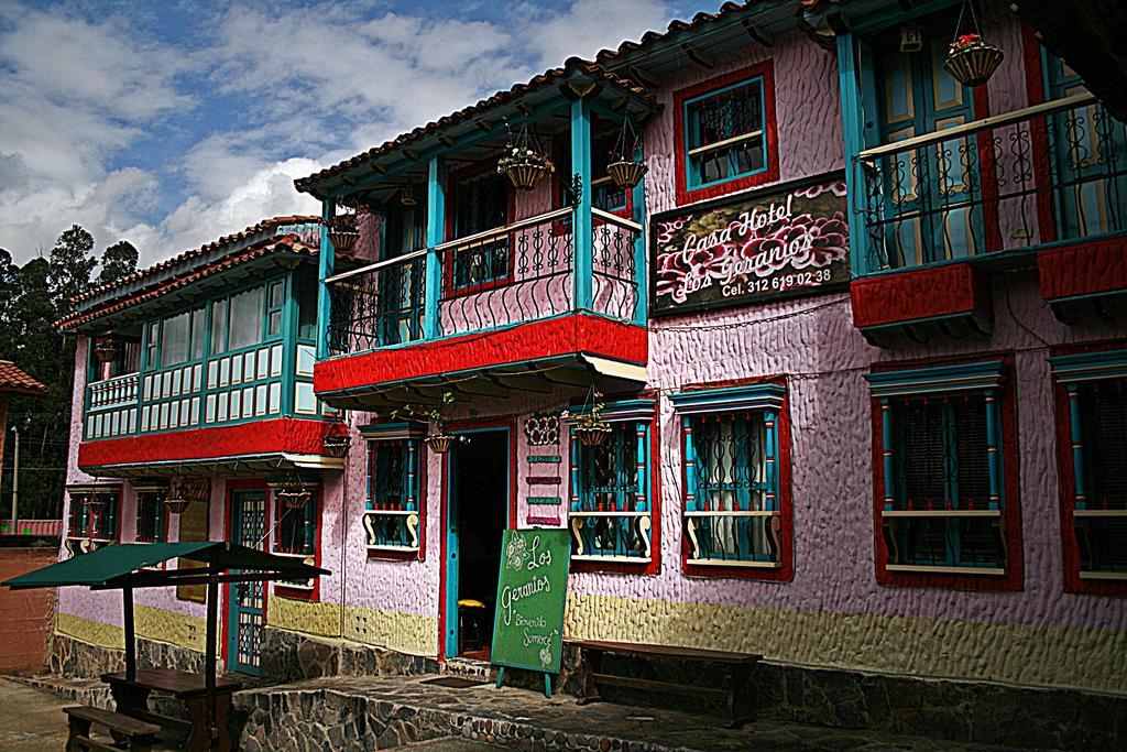 Hotel Los Geranios Duitama Kültér fotó