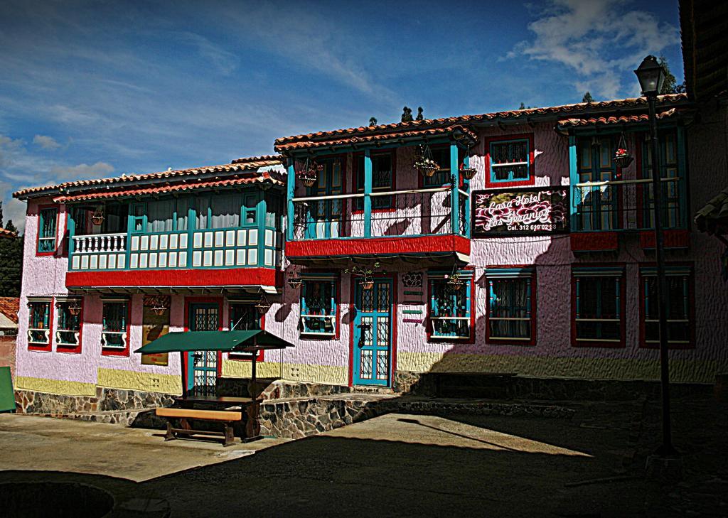 Hotel Los Geranios Duitama Kültér fotó