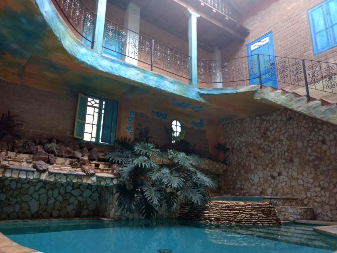 Hotel Los Geranios Duitama Kültér fotó